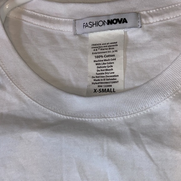 NWOT. Never Worn. Friends Crop Top. XS. - Picture 6 of 6